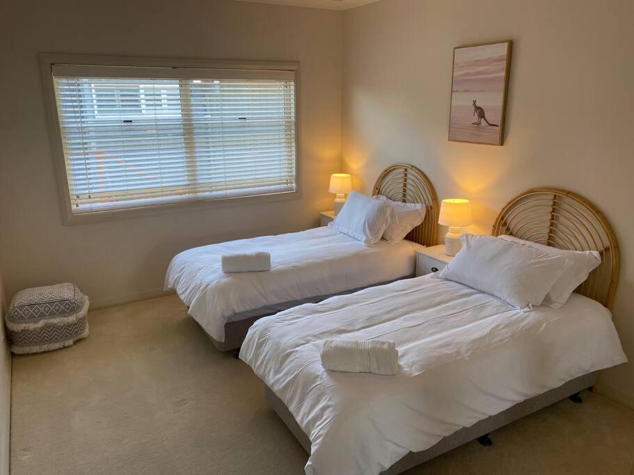 Large Luxury House With Stunning Beach Views Mollymook Exteriér fotografie